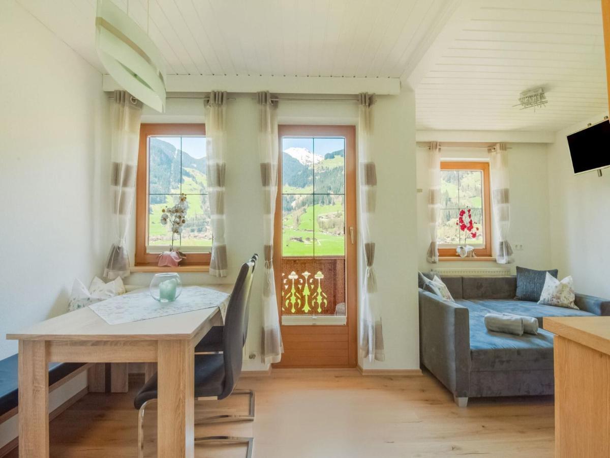 Beautiful Apartment In Ramsau With Balcony رامسو ام زيلرتال المظهر الخارجي الصورة